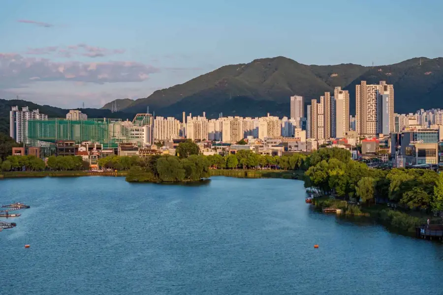 Daegu Modern Alley: A Walk Through History, Cafes and City Rhythm