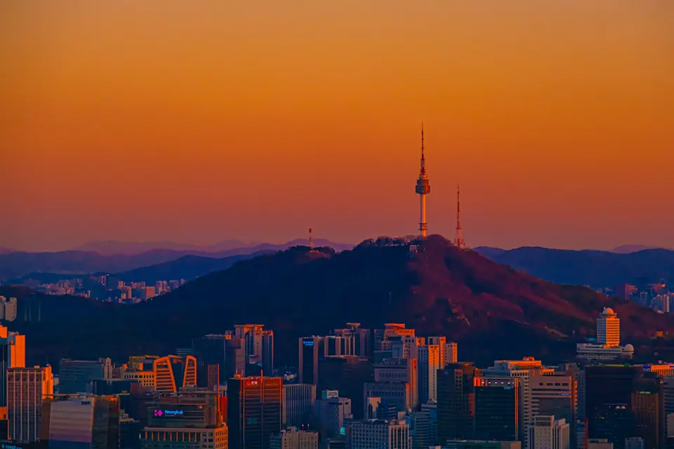 From the Airport to Hongdae, the Real Hassle Is Often the Last Stretch