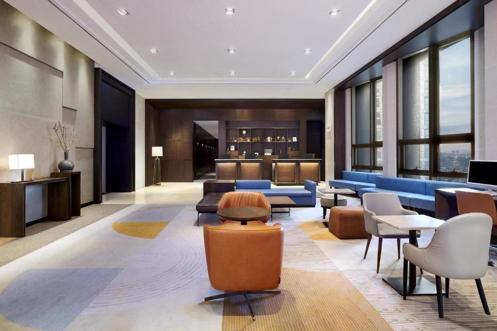 Four Points by Sheraton Josun Seoul Station lounge area