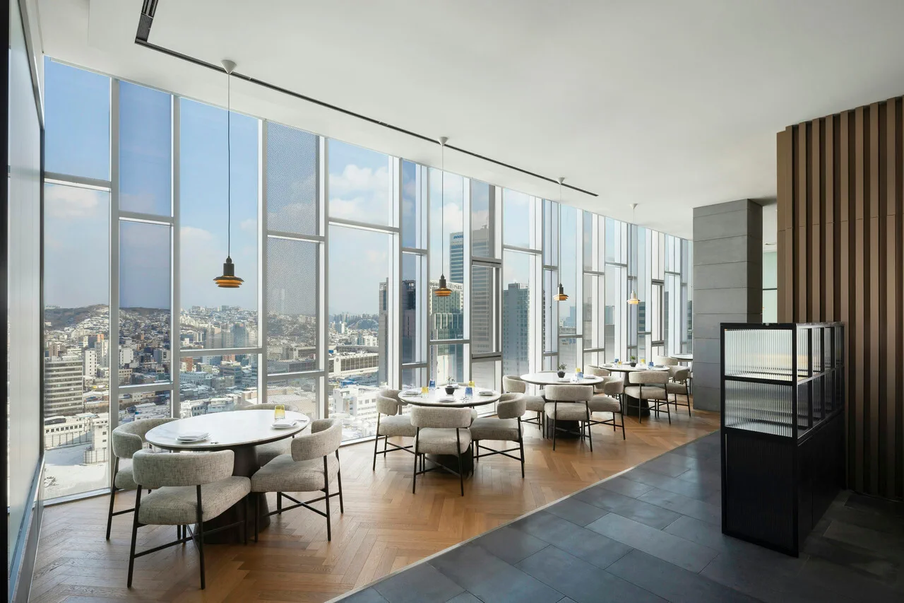 Restaurant interior at Novotel Ambassador Seoul Dongdaemun