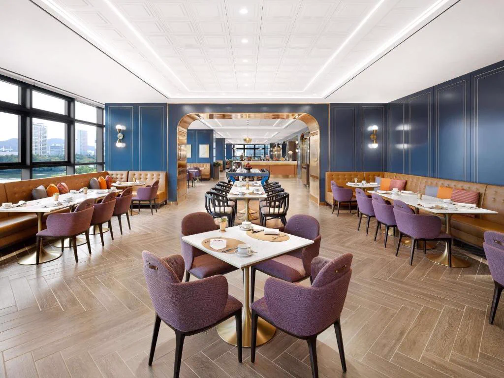 Restaurant interior at Sofitel Ambassador Seoul