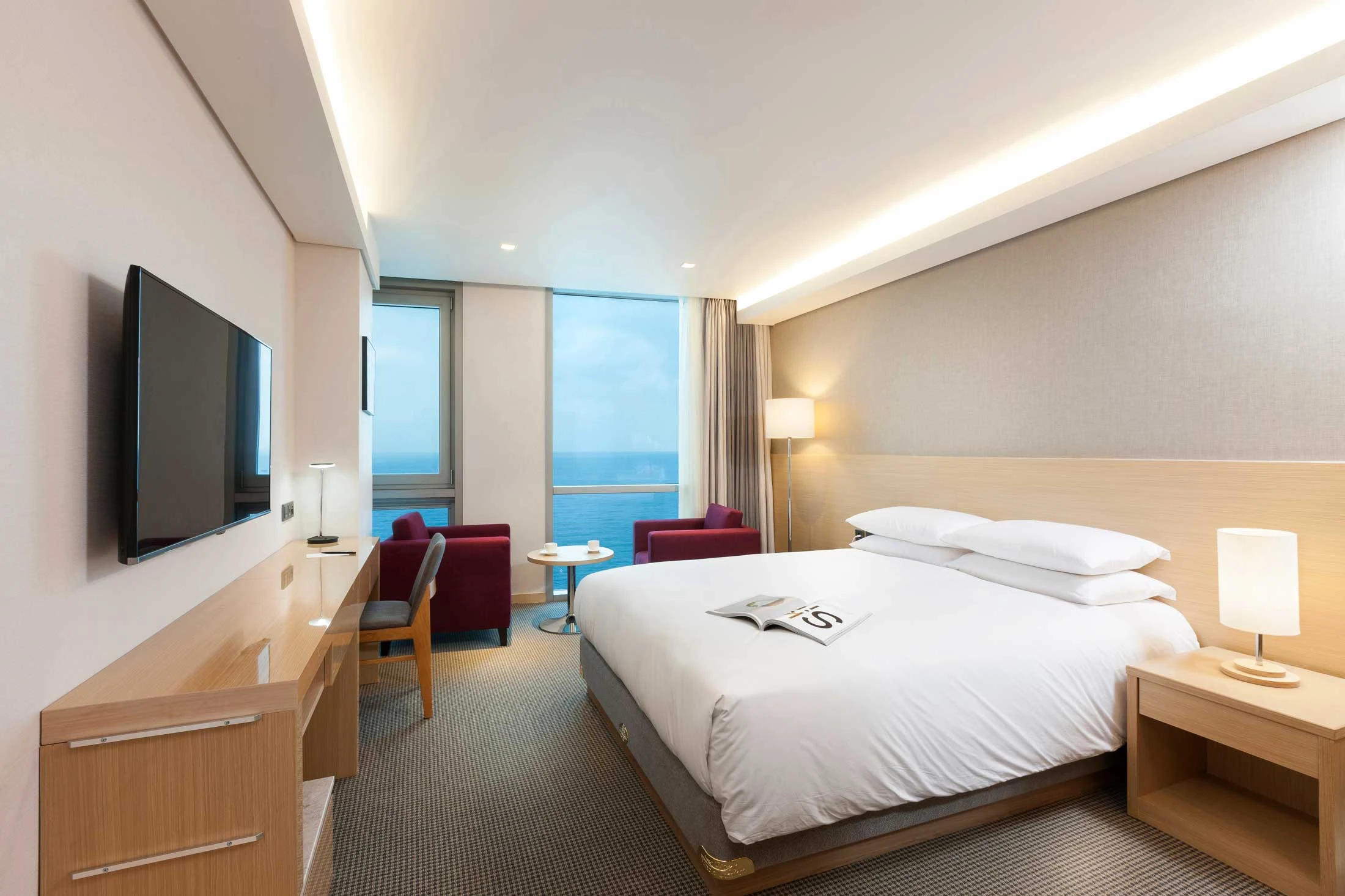 Real Korea travel scene related to Hotel Regent Marine Jeju Review: Sea View Is Bookable, Pool Access Is Conditional 2