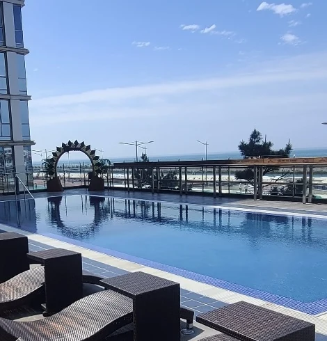 Real Korea travel scene related to Hotel Regent Marine Jeju Review: Sea View Is Bookable, Pool Access Is Conditional 3