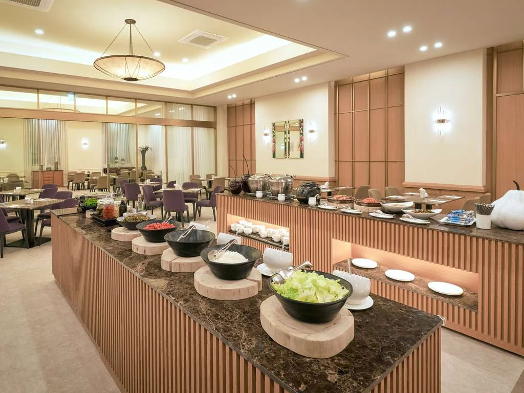 Real interior of the Teddy Bear restaurant at Mercure Ambassador Jeju